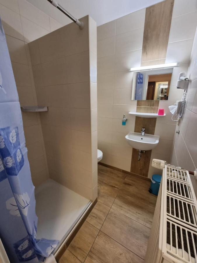Hotel Pension Nordseewelle Норддайх Екстериор снимка